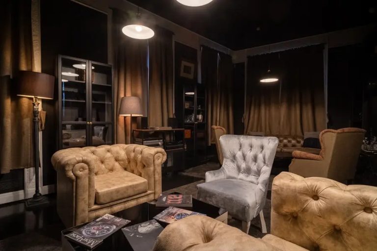 Скупка швейцарских часов в Москве - Продать часы дорого, срочный выкуп ...