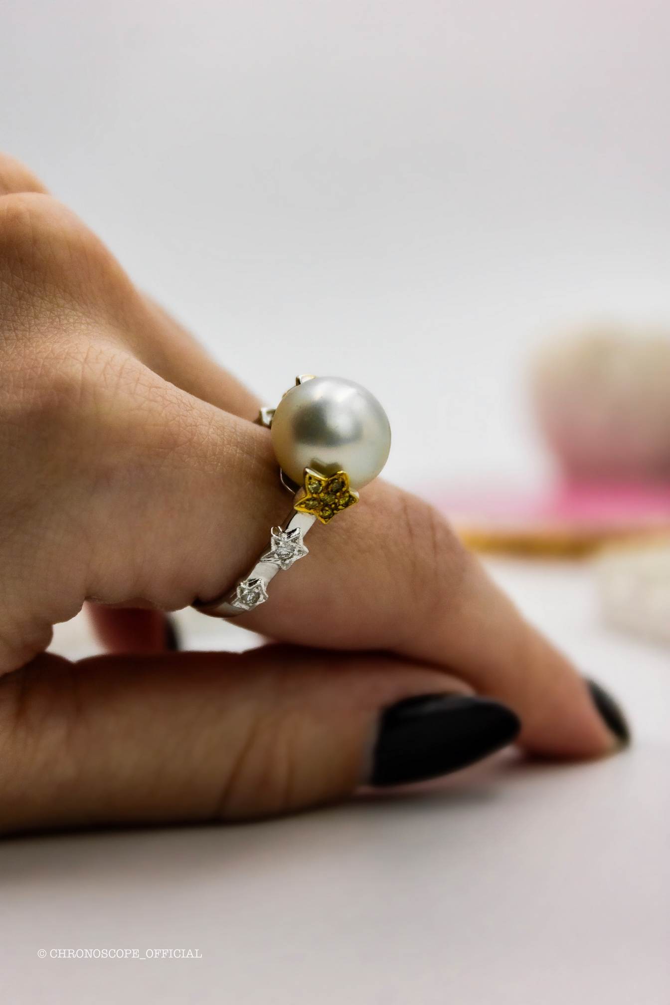 Ювелирные украшения&nbsp;&nbsp;-&nbsp;&nbsp;Золотое кольцо  с жемчугом ,белыми и желтыми природными бриллиантами