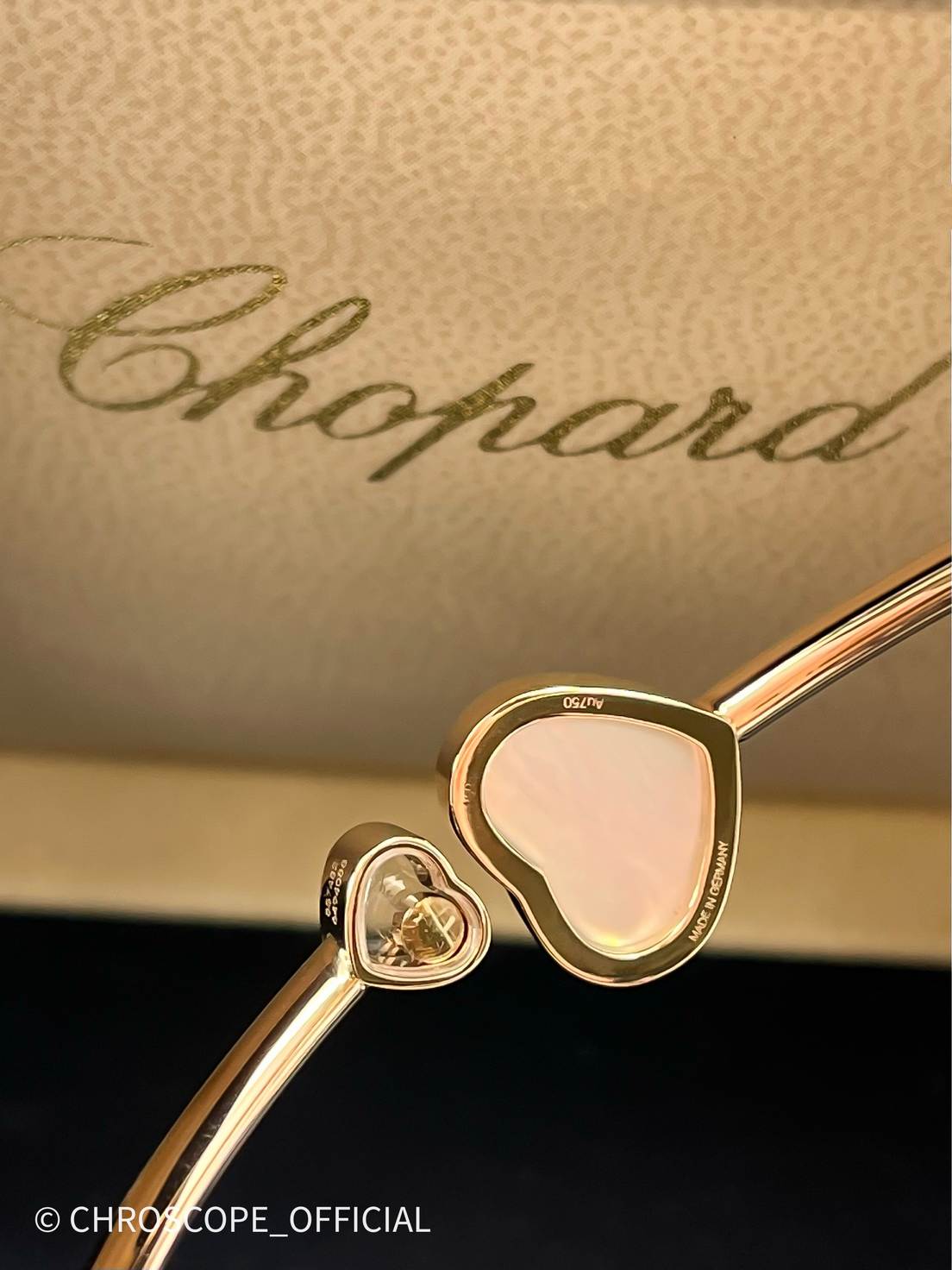 Chopard&nbsp;&nbsp;-&nbsp;&nbsp;CHOPARD - HAPPY HEARTS 18K ROSE GOLD AND NATURAL MOTHER-OF-PEARL