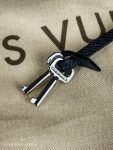 Louis Vuitton&nbsp;&nbsp;-&nbsp;&nbsp;Портфель Louis Vuitton Taiga Neo Robusto 2