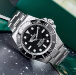 Rolex&nbsp;&nbsp;-&nbsp;&nbsp;Submariner 41  mm 124060