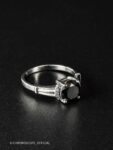Ювелирные изделия&nbsp;&nbsp;-&nbsp;&nbsp;Кольцо с бриллиантом Fancy Black