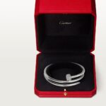 Cartier&nbsp;&nbsp;-&nbsp;&nbsp;Браслет Cartier JUSTE UN CLOU 62 бриллианта