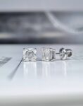 Ювелирные изделия&nbsp;&nbsp;-&nbsp;&nbsp;Бриллиантовые пусеты 2.00 Ct
