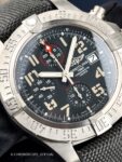 Breitling&nbsp;&nbsp;-&nbsp;&nbsp;Avenger Bandit Chronograph Titanium E13383