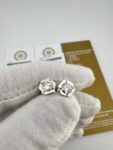 Ювелирные изделия&nbsp;&nbsp;-&nbsp;&nbsp;Бриллиантовые пусеты 0.52 / 0.51 ct.
