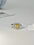 Ювелирные изделия&nbsp;&nbsp;-&nbsp;&nbsp;Кольцо Fancy Yellow 1.51 ct