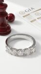 Ювелирные изделия&nbsp;&nbsp;-&nbsp;&nbsp;Золотое кольцо с бриллиантами 2.50 ct.