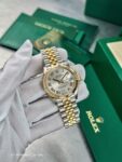 Rolex&nbsp;&nbsp;-&nbsp;&nbsp;Datejust 31 Silver Diamond Dial