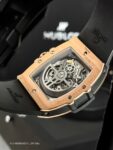 Hublot&nbsp;&nbsp;-&nbsp;&nbsp;Spirit of Big Bang King Gold Ceramic 42 mm 641.OM.0183.LR