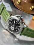 Panerai&nbsp;&nbsp;-&nbsp;&nbsp;Officine Panerai Luminor GMT Automatic