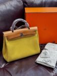 Hermes&nbsp;&nbsp;-&nbsp;&nbsp;Hermès Herbag Zip 31 Soleil Toile H