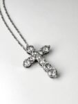 Ювелирные изделия&nbsp;&nbsp;-&nbsp;&nbsp;Крест с бриллиантами 1.60 ct