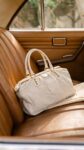 Louis Vuitton&nbsp;&nbsp;-&nbsp;&nbsp;Сумка Louis Vuitton: Элегантность в Простоте