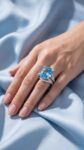 Ювелирные изделия&nbsp;&nbsp;-&nbsp;&nbsp;Кольцо из белого золота с топазом 15Ct
