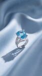 Ювелирные изделия&nbsp;&nbsp;-&nbsp;&nbsp;Кольцо из белого золота с топазом 15Ct
