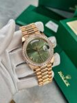 Rolex&nbsp;&nbsp;-&nbsp;&nbsp;Day-Date 40 mm Rose Gold Olive Green Dial