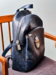 BILLIONAIRE&nbsp;&nbsp;-&nbsp;&nbsp;BILLIONAIRE Crest Backpack