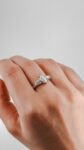 Ювелирные изделия&nbsp;&nbsp;-&nbsp;&nbsp;Кольцо с бриллиантом Marquise 1.04 ct
