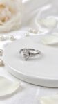 Ювелирные изделия&nbsp;&nbsp;-&nbsp;&nbsp;Кольцо с бриллиантом Marquise 1.04 ct