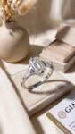 Ювелирные изделия&nbsp;&nbsp;-&nbsp;&nbsp;Кольцо с бриллиантом Emerald Cut 1,01 ct, GIA