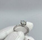 Ювелирные изделия&nbsp;&nbsp;-&nbsp;&nbsp;Золотое кольцо с природным бриллиантом 1.00 ct  GIA